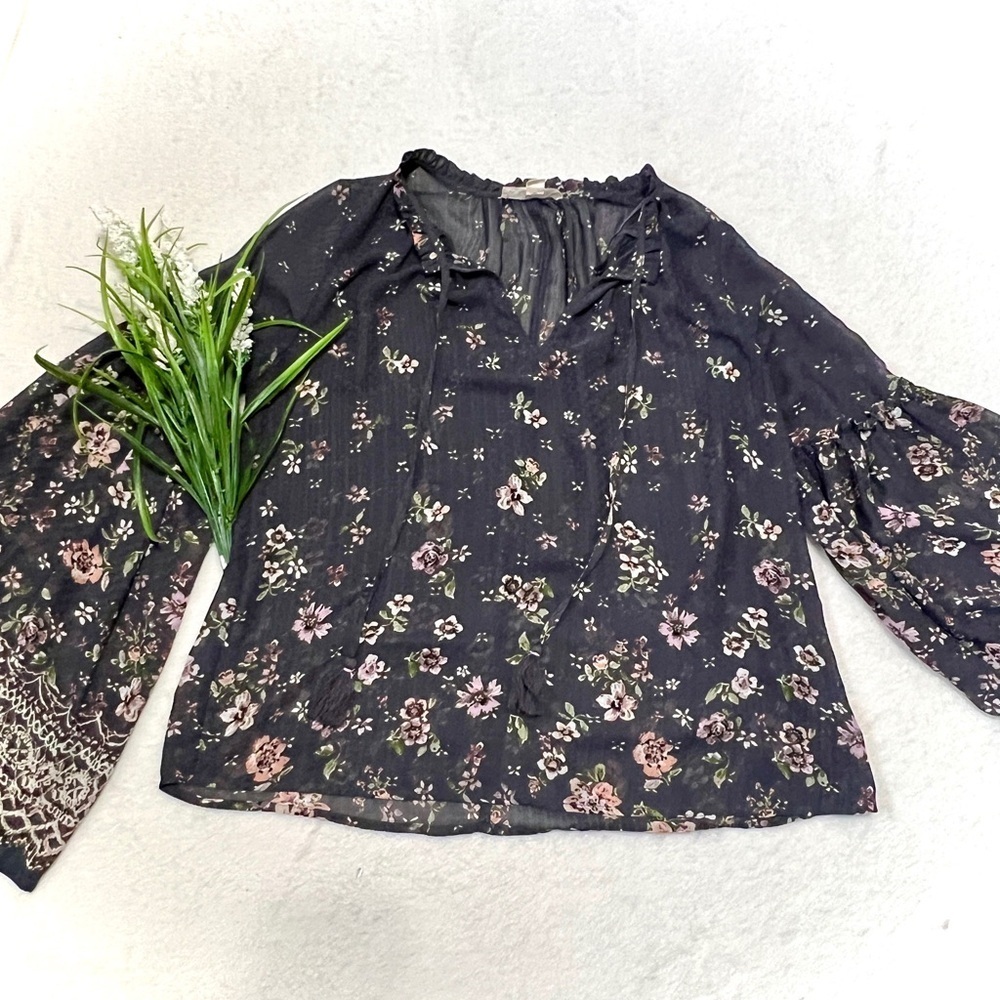 Love Stitch Boho Floral Bell Sleeve Blouse - Small